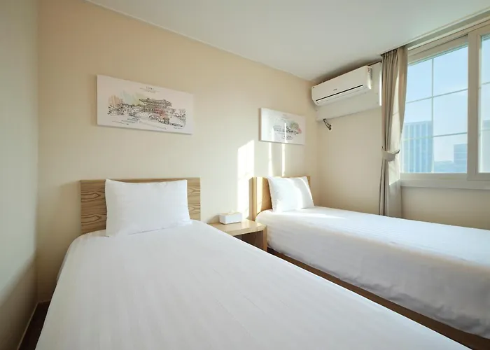 Uljiro Coop Dongdaemun Aparthotel 3*