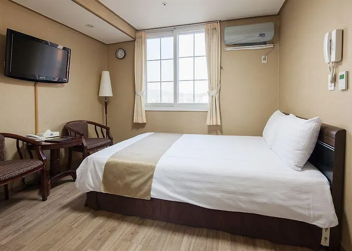 Uljiro Coop Dongdaemun Aparthotel