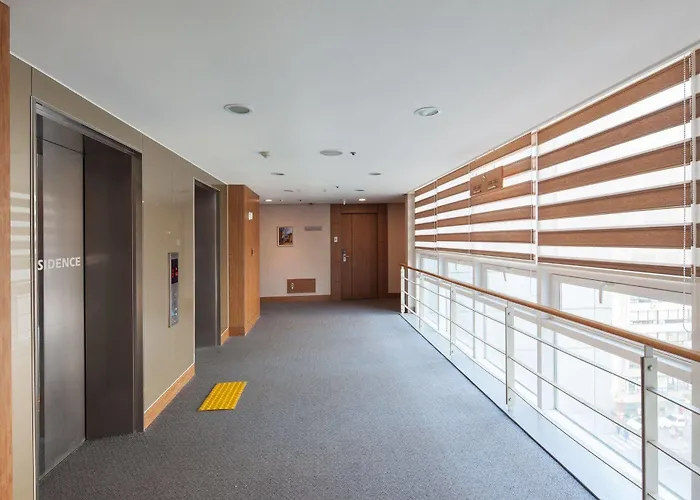 Uljiro Coop Dongdaemun Aparthotel 3*